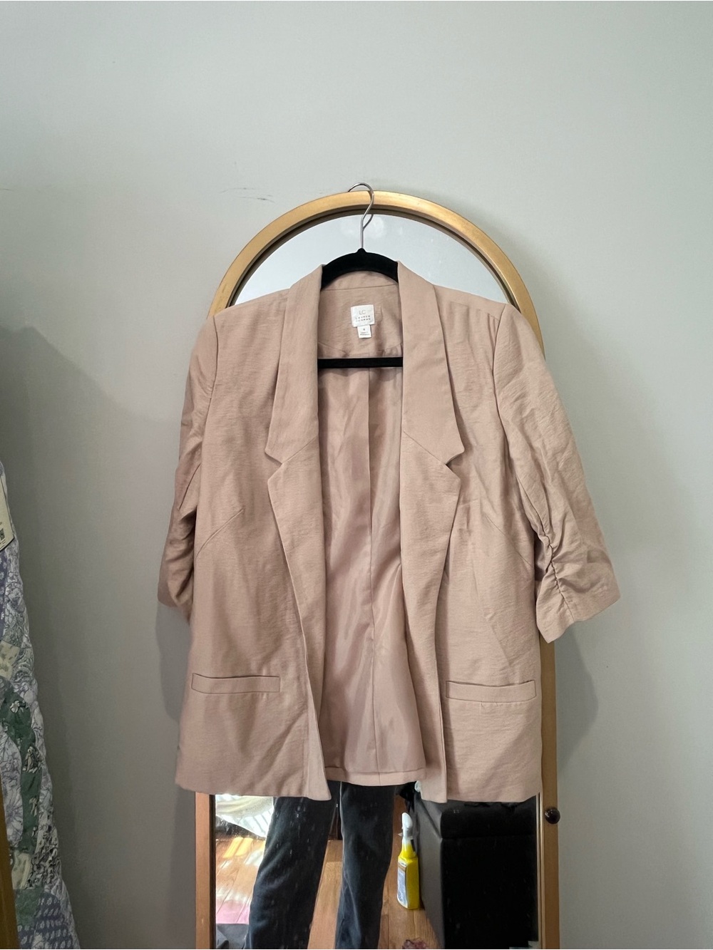 Gently Loved LC Lauren Conrad Dusty Taupe Open-Front Blazer (size 4)